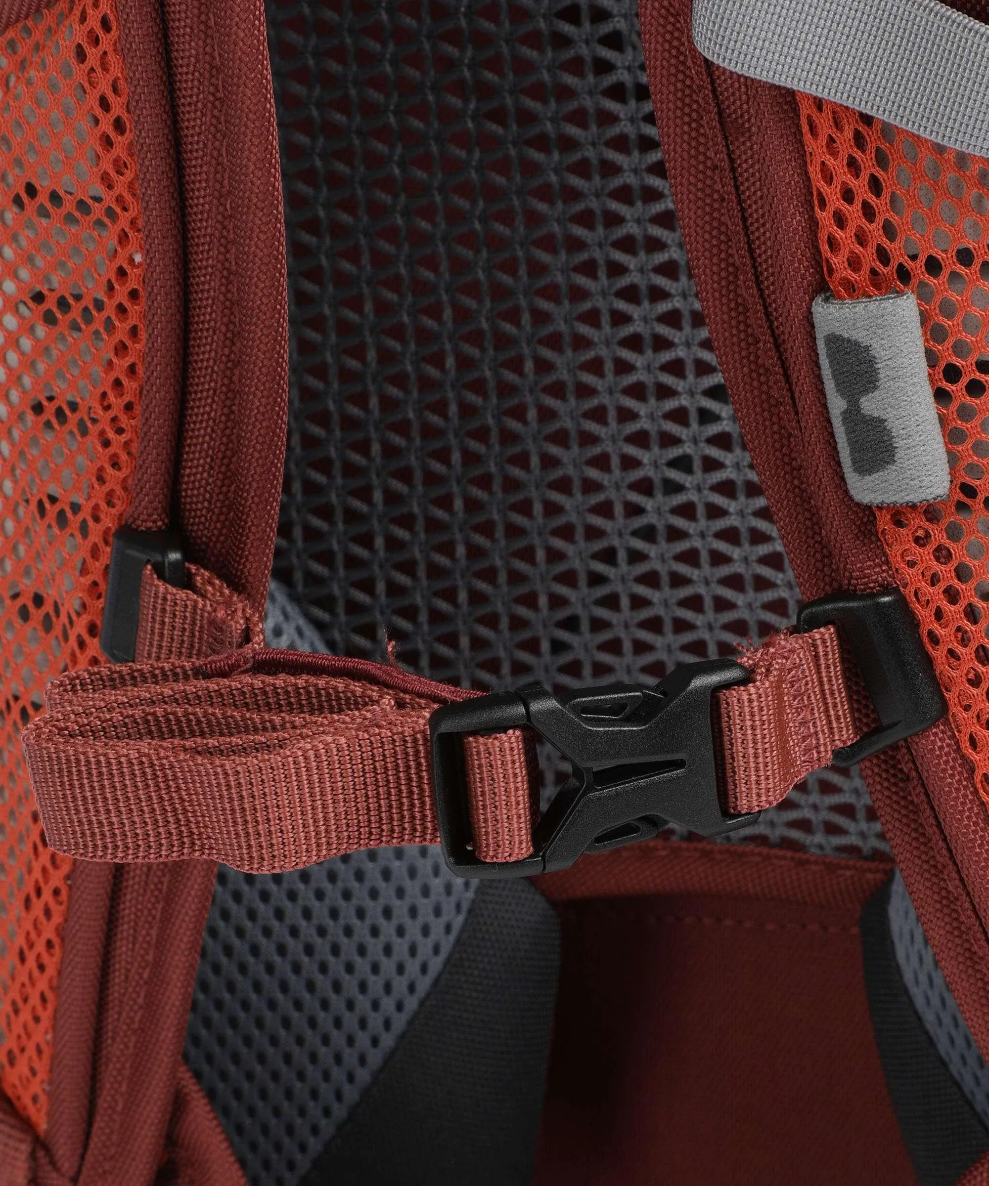  Deuter AC Lite 17 Zaino montagna poliestere riciclato rosso  